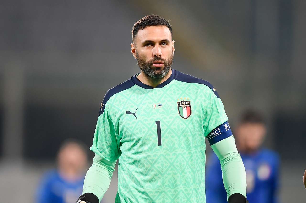 Infortunio Sirigu Tweet Napoli