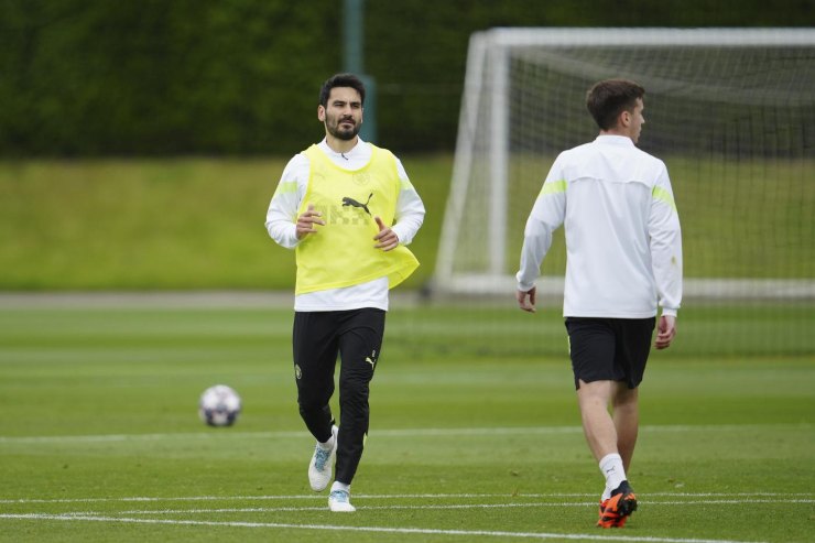 Gundogan, ennesimo colpo di scena