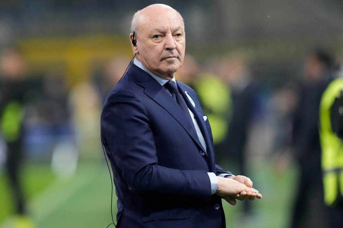 Marotta a bordocampo a San Siro