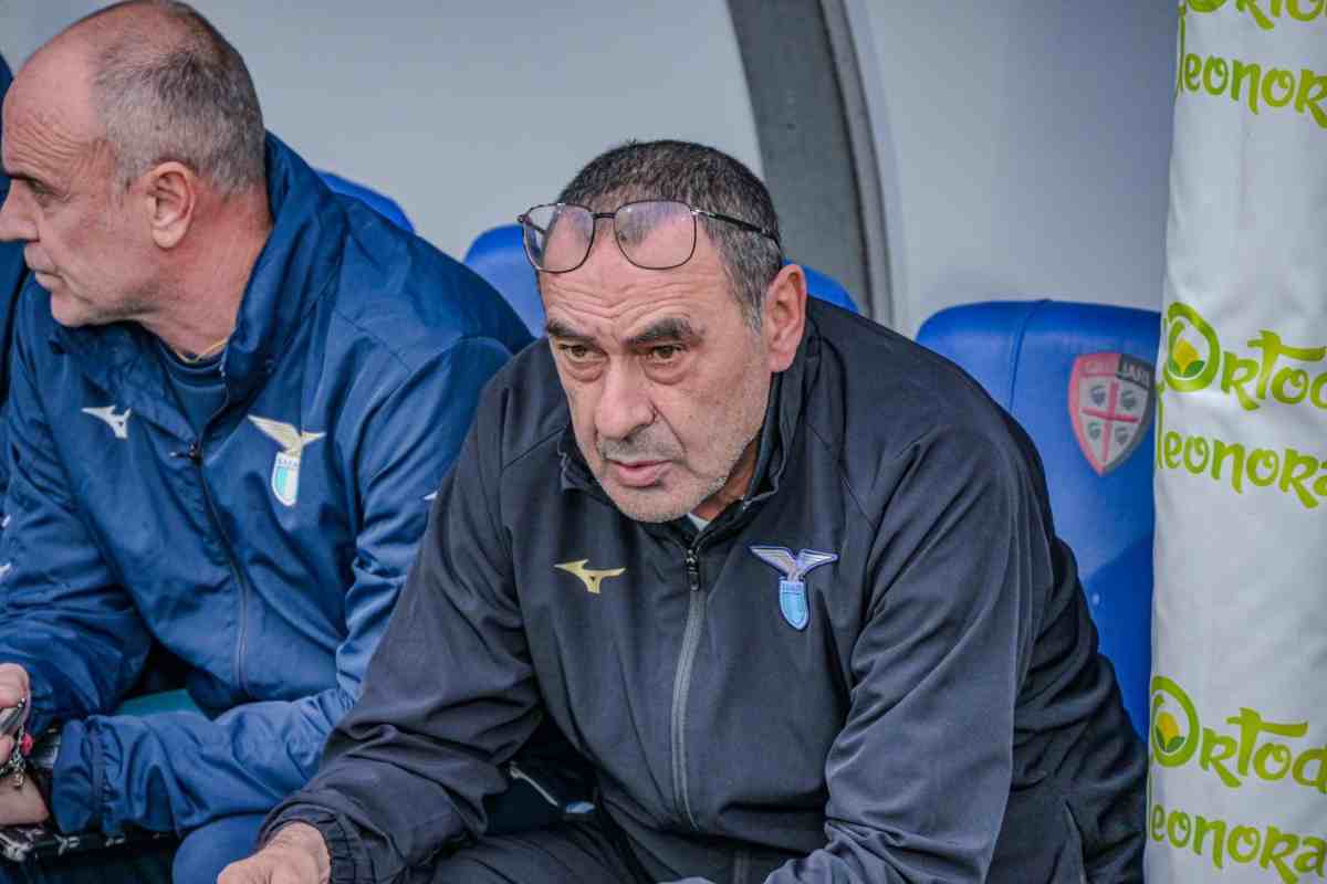 Maurizio Sarri in panchina (1)