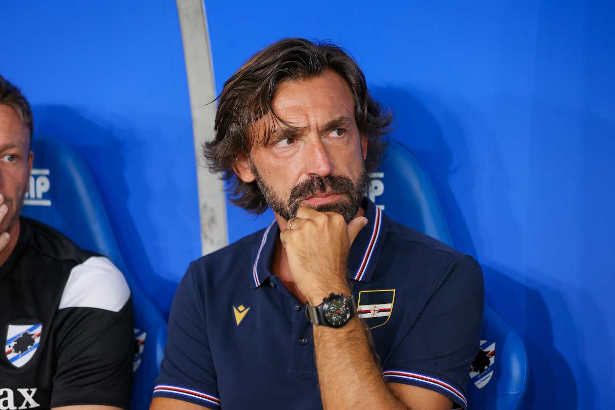 Andrea Pirlo in panchina